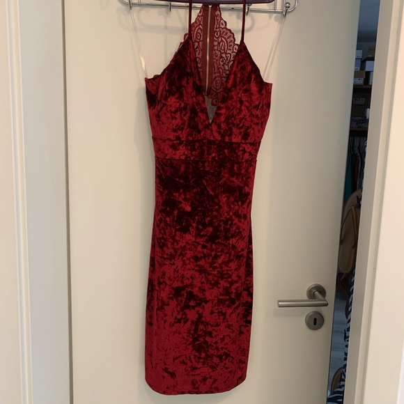 Red velvet cocktail dress - Picture 1 of 2